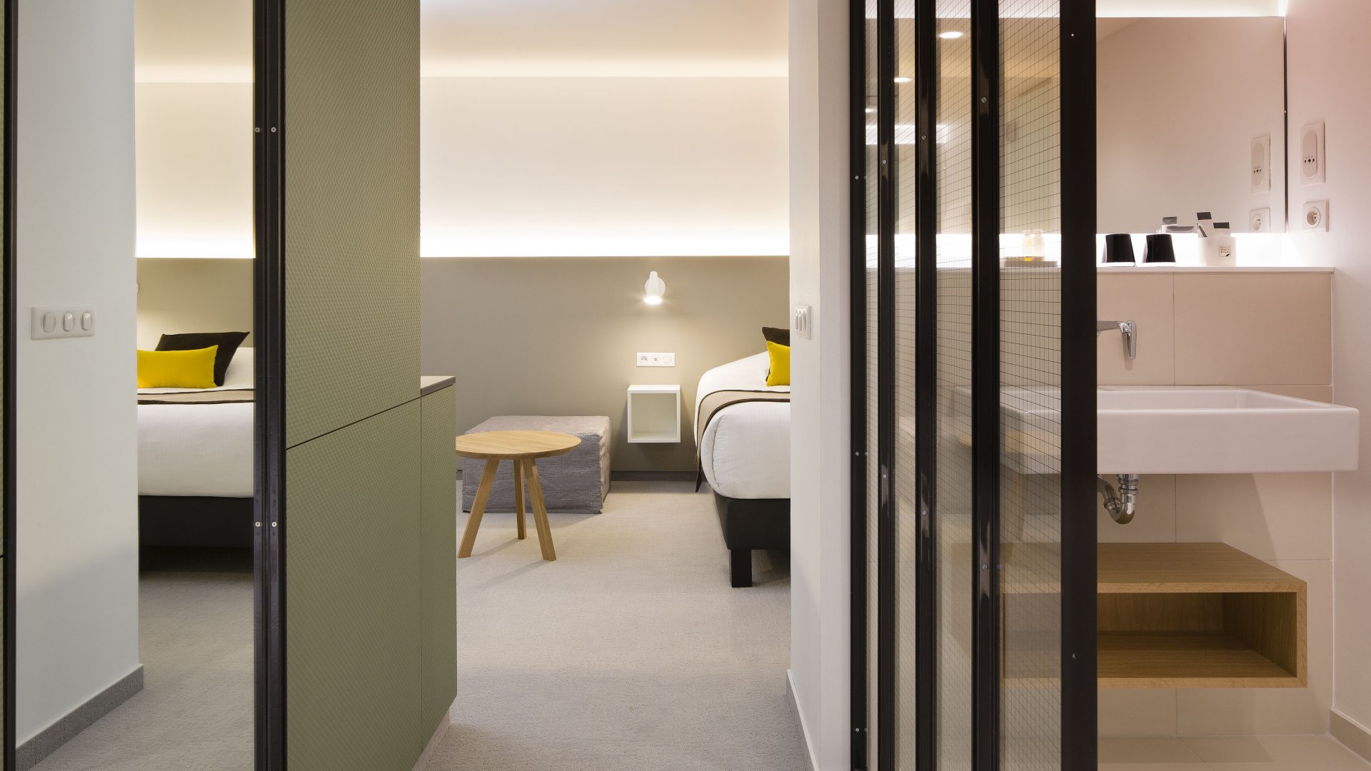 DIANA IN LOVE EN SUITE